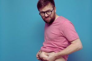 "pancetta", allerta dei medici su questo sintomo troppo sottovalutato