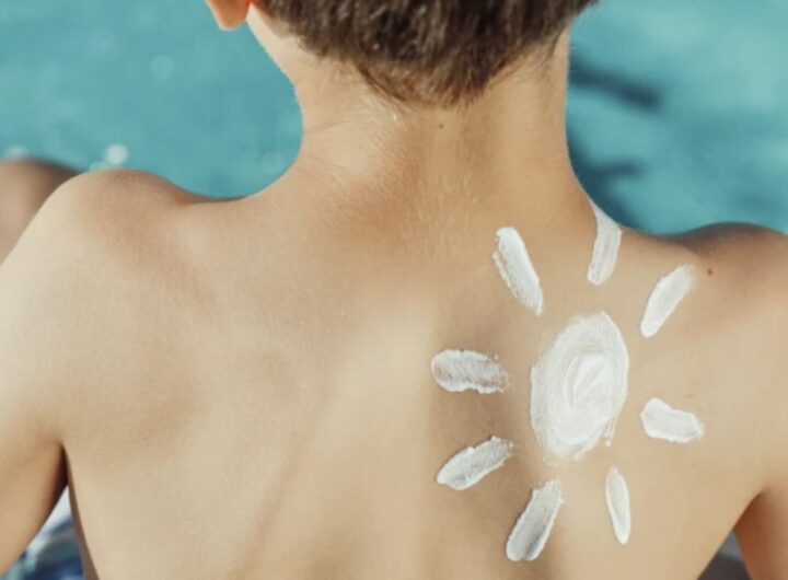 In questo contesto, un’indagine recente condotta da Altroconsumo ha messo sotto la lente d’ingrandimento diverse creme solari per bambini