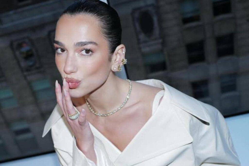 Dua Lipa