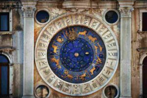 Secondo l’astrologa Kimberly Castagna, esiste un segno spesso sottovalutato che rappresenta la vera forza nascosta dello zodiaco: la Bilancia.