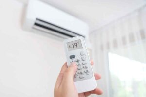 Stop al condizionatore per un’estate senza shock da bolletta