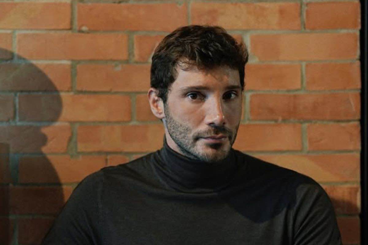 stefano de martino uguale al nipote