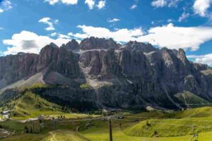troppi turisti val gardena ritornano i tornelli a pagamento
