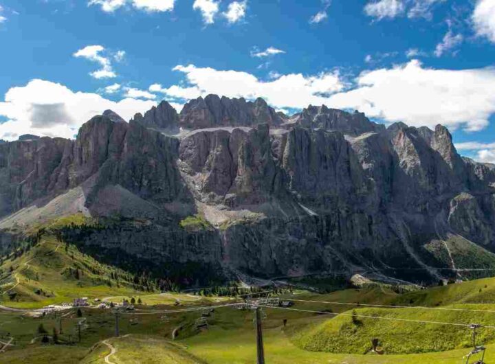 troppi turisti val gardena ritornano i tornelli a pagamento